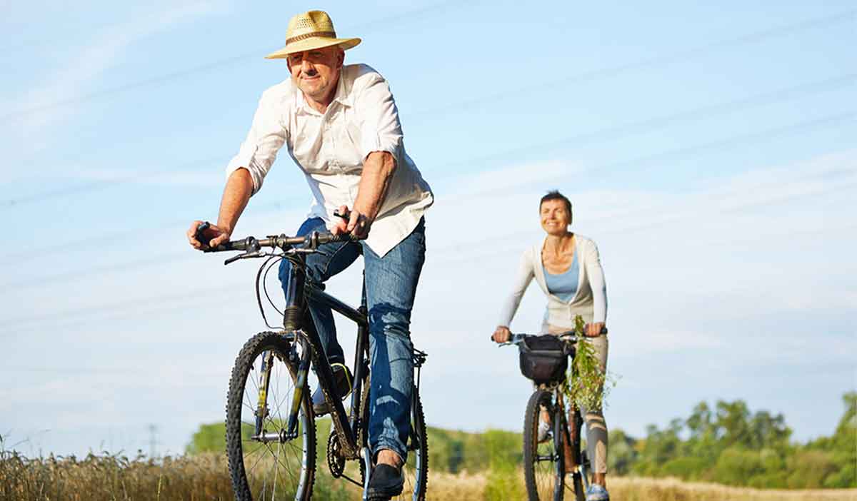 senior-couple-biking